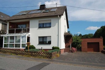 "WERTSTABILITÄT - ATTRAKTIVES IMMOBILIENANWESEN IN ZENTRALER STADTLAGE"