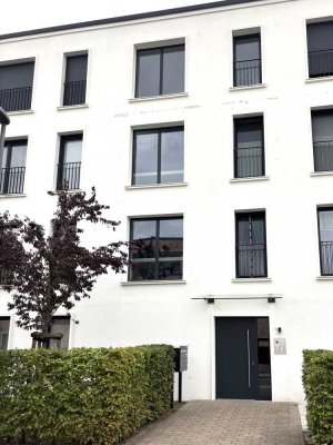 Neuwertige 3-Zimmer-Wohnung mit 2 Balkonen und Einbauküche in Bremen-Lesum