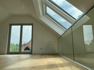 NIEDRIGE NEBENKOSTEN - 2 1/2 Zimmer Dachterrassen Maisonette in Planegg