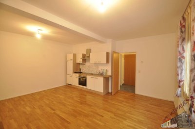 Sehr schöne Single-Wohnung in Pressbaum/Pfalzau