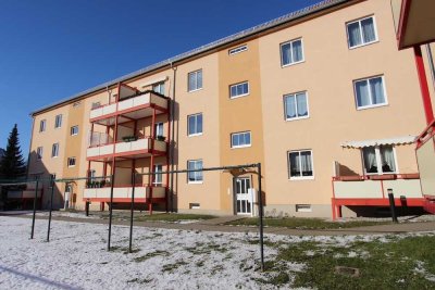 Großzügige 3-Raum Wohnung mit Balkon im beliebten Dichterviertel!