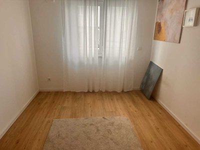 Exklusive 3,5-Zimmer-Wohnung nahe Phönixsee |  Designerküche | TG-Stellplatz | Aufzug