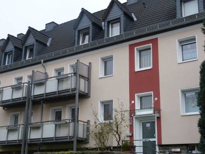 Moderne DG-Wohnung im wärmegedämmten Objekt
