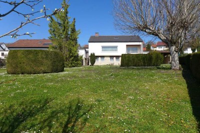 *** 1.118 m² Traumgrundstück inkl. Haus mit viel Potential ***