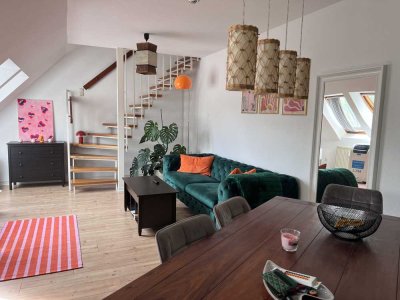 Helle Wohnung in Schloss-Nähe (Traumlage in Benrath)