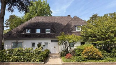 HENSCHEL IMMOBILIEN - Waldhausen: Zeitlose Privatresidenz mit traumhaftem Grundstück in Bestlage
