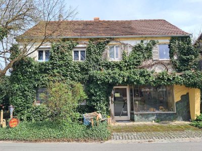 Charmantes Einfamilienhaus mit Laden und Werkstatt in Bad Füssing