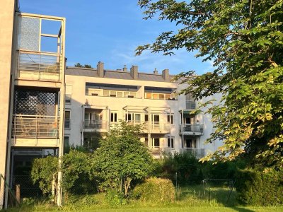 Garçonnière mit Balkon &amp; Tiefgaragenplatz an der Stadtgrenze - Blick ins Grüne (Privatverkauf)
