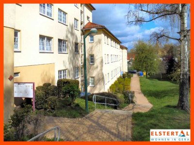 Renovierte 3-Raum-Wohnung in ruhiger Lage! Küche u. Bad mit Fenster // Balkon mit Blick ins Grüne