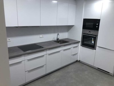 Hochwertige 3,5 Zimmer Wohnung im Erstbezug 92 qm