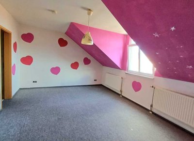 Bezugsfreie 2-Zi-Wohnung mit Stellplatz
