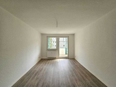 Schicke Familienwohnung mit Balkon im 2. OG!