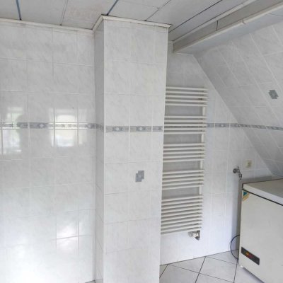 900 € - ca. 80 m² - 4.0 Zi.  + ca.20qm Terrasse