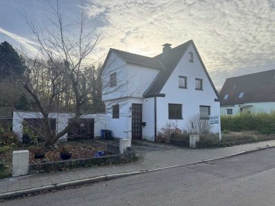 Seltene Gelegenheit: EFH in Suchsdorf mit großem Garten - OTTO STÖBEN GmbH