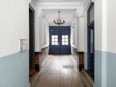Großzügige 4-Zimmer-Altbauwohnung mit Balkon im Bergmannkiez in Berlin-Kreuzberg