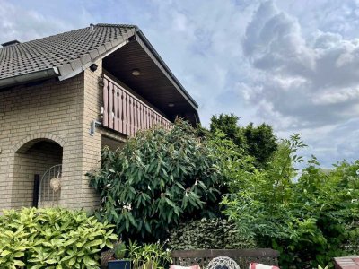 Attraktive und gepflegte 3-Raum-DG-Wohnung mit Einbauküche in Erwitte