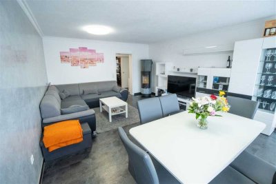Helle 3,5-Zimmer-Etagenwohnung in Magstadt mit Balkon & Außenstellplatz