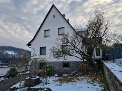 Die ganze Familie unter einem Dach - Charmantes 1 - 2 Familienhaus in Haibach