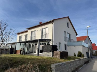 Hochwertige Doppelhaushälfte mit Garten in Gerolsbach zu verkaufen! Provisionsfrei!