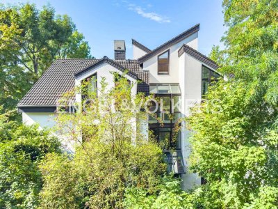 Dachgeschoss Maisonettewohnung in begehrter Lage mit Blick ins Kronthal
