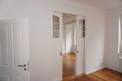 Exklusive, lichtdurchflutete 3-Zimmer-Altbauwohnung