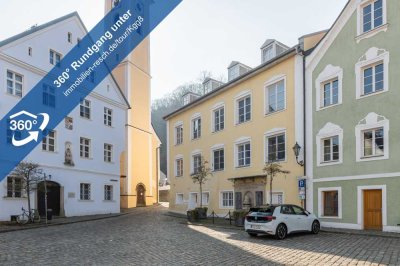 Ruhige Wohnlage mit Altstadtflair
2-Zimmer-Dachgeschoss Wohnung direkt am Halser Marktplatz