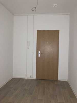 renovierte 1 Zimmer Wohnung mit Balkon