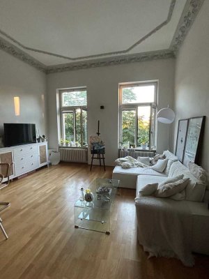 Charmante Altbauwohnung mit Stuck & Gartenmitnutzung – Nähe Uniklinik Leipzig (WE 8)