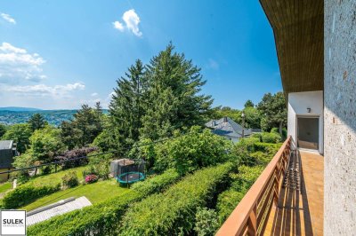 Einfamilienhaus mit traumhaften hellen Wohnbereichen, Blick ins Grüne und in absoluter Ruhelage