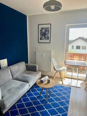 Komplett schick möblierte 2-Zimmer-Wohnung mit 2 Balkonen in Bad Aibling