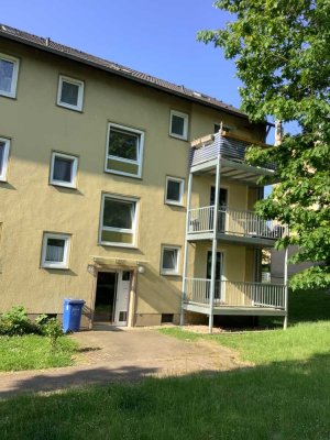 Komm nach Heiligenhaus: Schön aufgeteilte und einzugsfertige 2 Zimmer mit Balkon und großer Küche