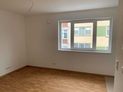 Erstbezug: Moderne 2-Zimmer-Wohnung im 2. OG mit EBK in Aschaffenburg-Stadtmitte