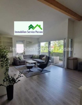 Moderne 3-Zimmer-Wohnung mit Südbalkon, 2 Stellplätzen und Einbauküche.