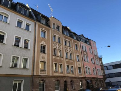 Möblierte 2-Zimmer-Wohnung mit Balkon nähe U-Bahn-Station Eberhardshof