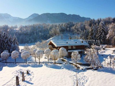 FASZINIERENDES CHALET IN RUHEOASE / VELDEN AM WÖRTHERSEE