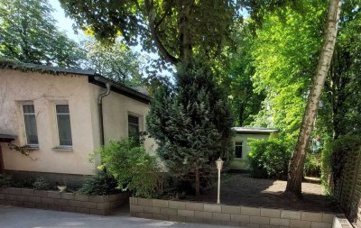 Neu! Stilvolle & renovierte 1,5-Raum-Wohnung im Hinterhaus mit moderner Einbauküche
