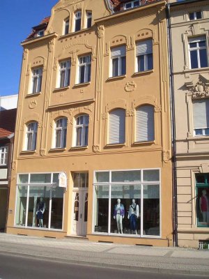 Große 6 Zimmer Wohnung im sanierten Altbau