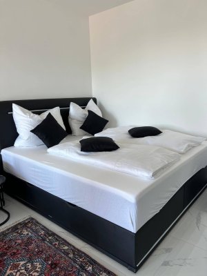Kurzzeitvermietung: Möblierte 1,5-Zimmer Wohnung mit Balkon und Aufzug in Klagenfurt