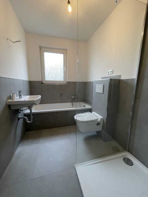 Moderne 4-Zimmer-Dachgeschosswohnung mit Balkon in Braunschweig-Wenden – Erstbezug nach Renovierung