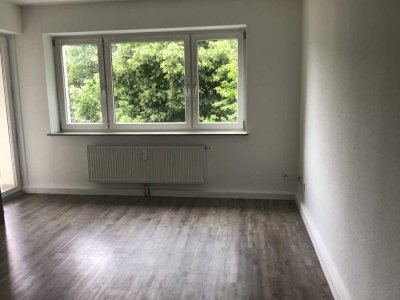 Bezugsfertige 2-Zimmer-Wohnung in ruhiger und gepflegter Lage mit Balkon!
