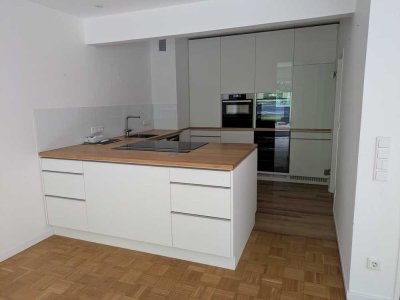 Promenadenlage! Helle 2 ZKB mit moderner Ausstattung