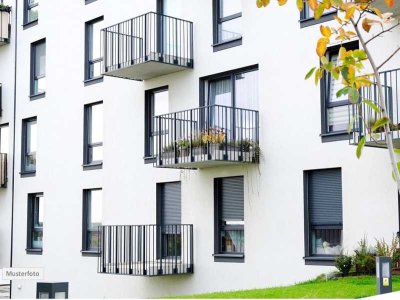 Provi frei 3 Zimmer - Wohnung mit Balkon