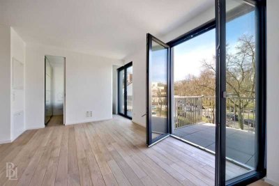 Wohnen auf 2 Ebenen: 4-Zimmer-Maisonette mit Fußbodenheizung, Einbauküche, Terrasse und Balkon