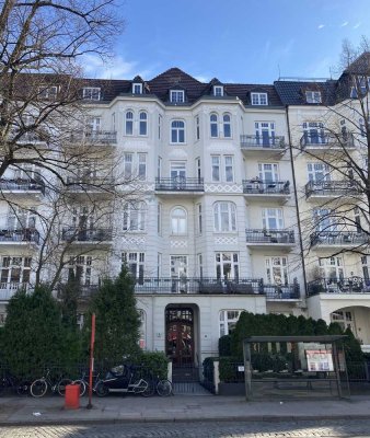 Helle 3,5-Zimmer Dachgeschoss Wohnung mit Süd-Ost Balkon in Eppendorf (ohne Makler)