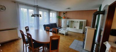 Stilvolle 3,5-Zimmer-Wohnung mit Terrasse und EBK in Backnang