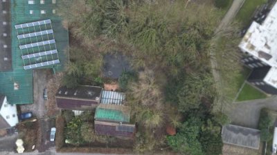 Einfamilienhaus mit Gewerbe und großem Grundstück