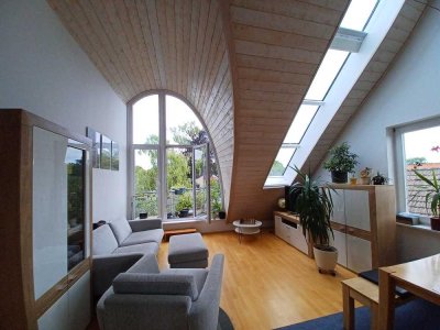 4-Zimmer-Maisonette-Wohnung mit drei Balkonen, Garage und Küche