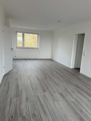 Erstbezug nach umfassender Sanierung in ruhiger Lage