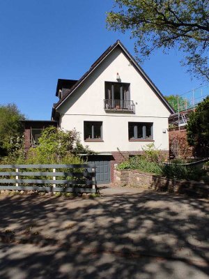 5-Zimmer-Einfamilienhaus mit gehobener Innenausstattung und EBK in Hamburg Eidelstedt