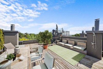 Ruheoase mit Wienblick: Dachgeschoßwohnung mit 3m Raumhöhe am Schafberg